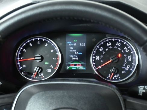 Used 2021 Toyota RAV4 XLE w/ Convenience Package image 19