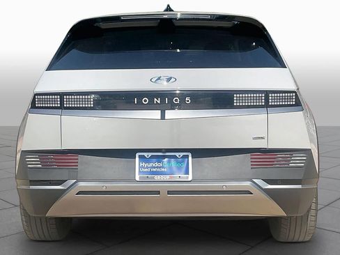 Certified 2024 Hyundai Ioniq 5 SEL AWD/4WD image 4