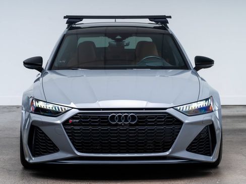 Used 2021 Audi RS 6 AWD/4WD image 3