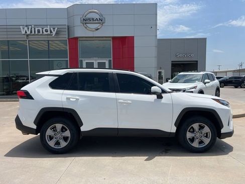 Used 2022 Toyota RAV4 XLE image 8