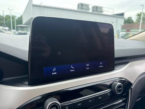 Used 2020 Ford Escape SE FWD image 31