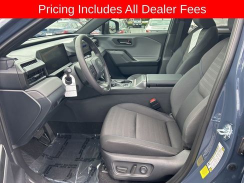 Used 2026 Toyota RAV4 SE w/ Weather Package FWD image 2
