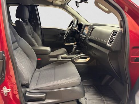 Certified 2022 Nissan Frontier SV image 15