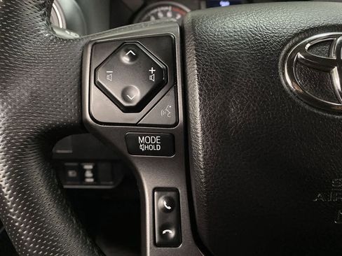 Used 2021 Toyota Tacoma TRD Off-Road image 20