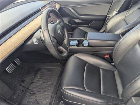 Used 2018 Tesla Model 3 Long Range image 16