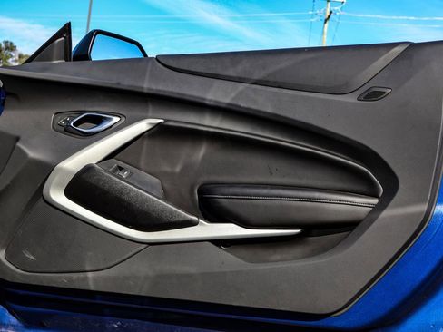 Used 2023 Chevrolet Camaro SS image 34