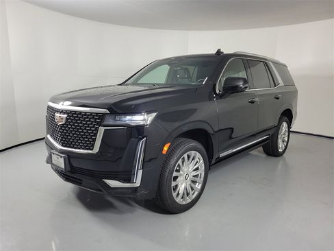 Certified 2022 Cadillac Escalade Premium Luxury w/ Performance Package image 2