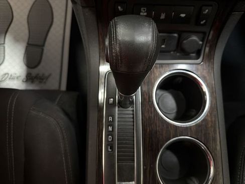 Used 2015 Chevrolet Traverse LT w/ Style and Technology Package AWD/4WD image 19
