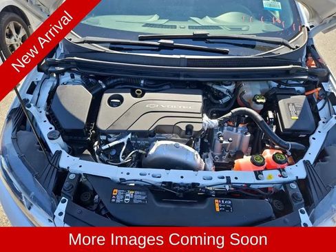 Used 2018 Chevrolet Volt Premier w/ Driver Confidence Package FWD image 8