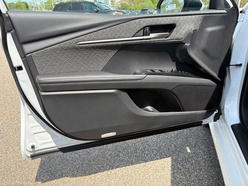 New 2026 Toyota Camry XLE AWD/4WD image 39