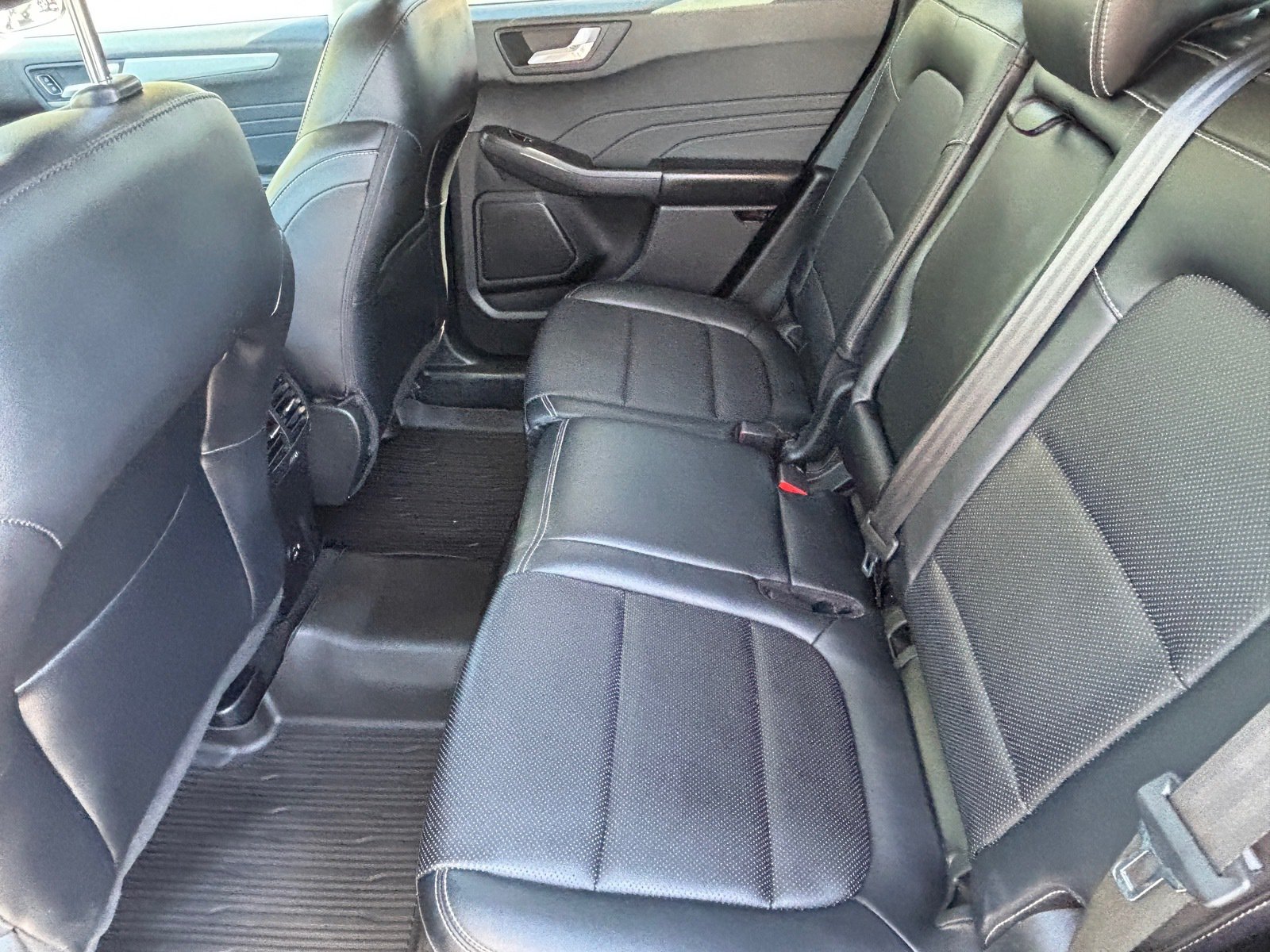 Used 2021 Ford Escape SEL AWD/4WD image 27
