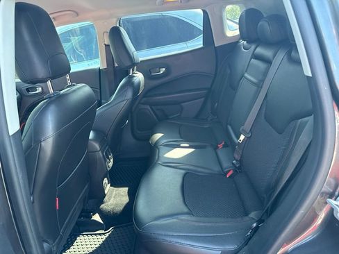 Used 2018 Jeep Compass Trailhawk w/ Cold Weather Group AWD/4WD image 6