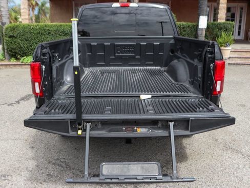 Used 2020 Ford F150 Lariat RWD image 8