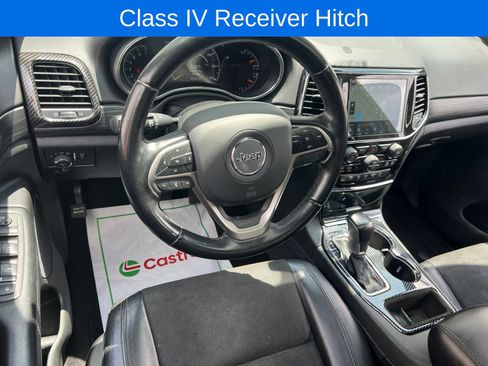 Used 2022 Jeep Grand Cherokee Laredo X RWD image 41
