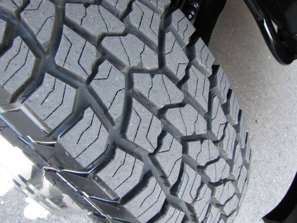 Used 2022 RAM 3500 Tradesman RWD image 18