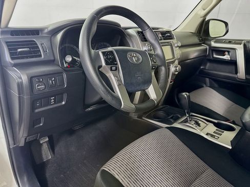 Used 2014 Toyota 4Runner SR5 RWD image 10
