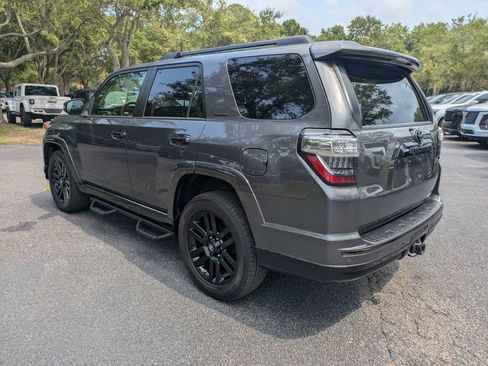 Used 2019 Toyota 4Runner Limited AWD/4WD image 5