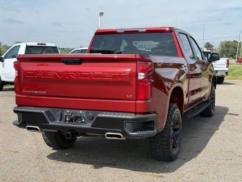 Used 2023 Chevrolet Silverado 1500 LT Trail Boss AWD/4WD image 5