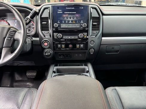 Used 2021 Nissan Titan PRO-4X w/ Pro-4x Convenience Package AWD/4WD image 4