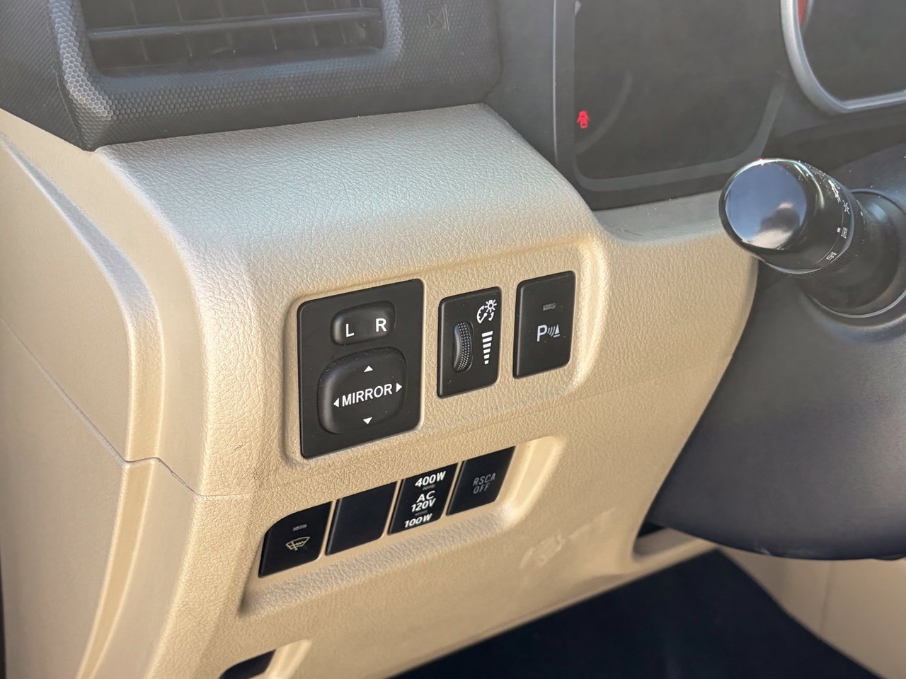 Used 2012 Toyota 4Runner SR5 w/ Convenience Pkg AWD/4WD image 6
