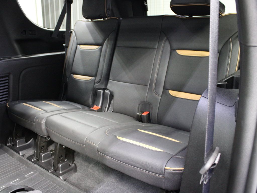 Used 2024 GMC Yukon XL AT4 w/ AT4 Premium Plus Package AWD/4WD image 19