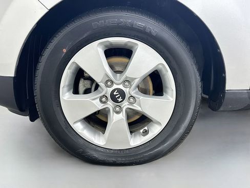 Used 2018 Kia Soul w/ Convenience Package FWD image 28