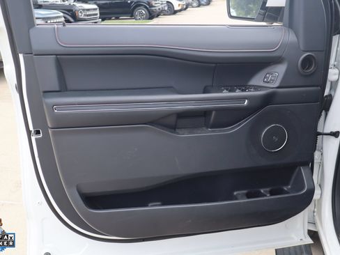 Certified 2024 Ford Expedition Limited AWD/4WD image 12