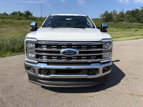 New 2026 Ford F250 Lariat w/ Chrome Package AWD/4WD image 8