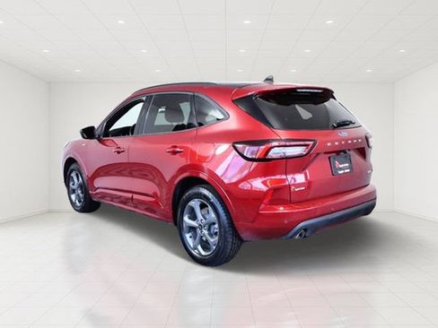 Certified 2024 Ford Escape ST-Line w/ Tech Pack #1 AWD/4WD image 4
