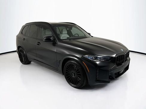 Used 2025 BMW X5 M60i AWD/4WD image 3