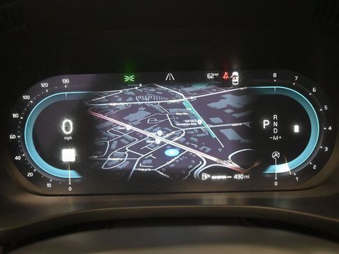 Used 2023 Volvo XC60 B5 Plus image 20