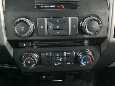 Used 2015 Ford F150 XLT image 49