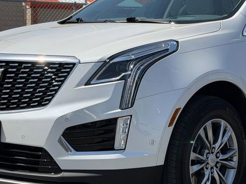 Used 2023 Cadillac XT5 Premium Luxury w/ Technology Package image 8