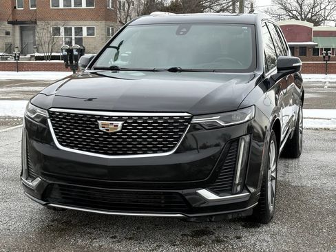 Used 2020 Cadillac XT6 Premium Luxury image 4
