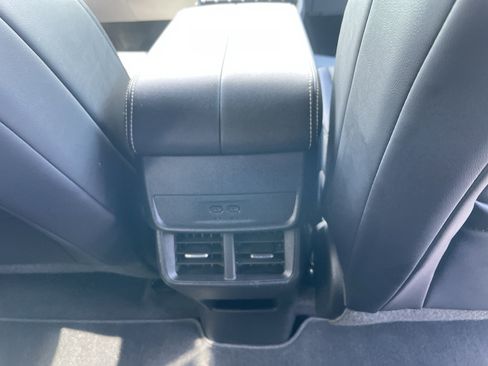 Certified 2026 GMC Terrain Elevation w/ Elevation Premium Package FWD image 16