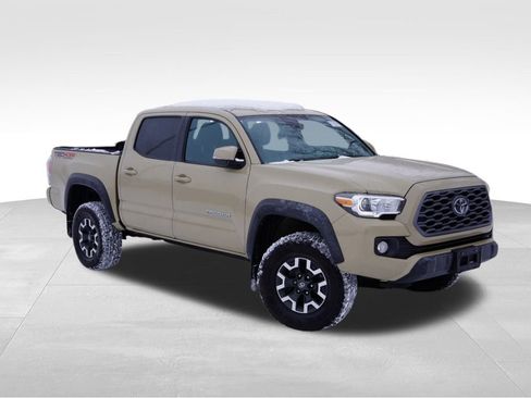 Used 2020 Toyota Tacoma w/ TRD Off-Road Package image 1
