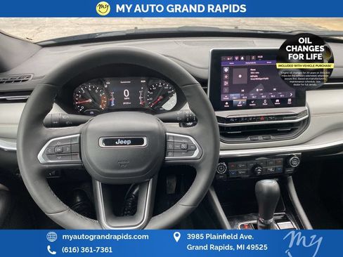 Used 2023 Jeep Compass Limited AWD/4WD image 22