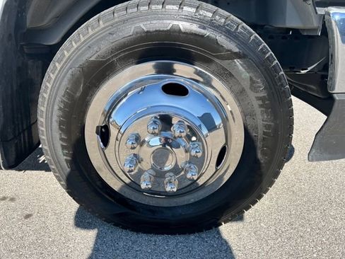 Used 2024 Ford E-350 and Econoline 350 Super Duty w/ Power Windows & Locks Group image 9