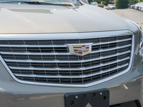 Used 2019 Cadillac XT5 Platinum AWD/4WD image 13