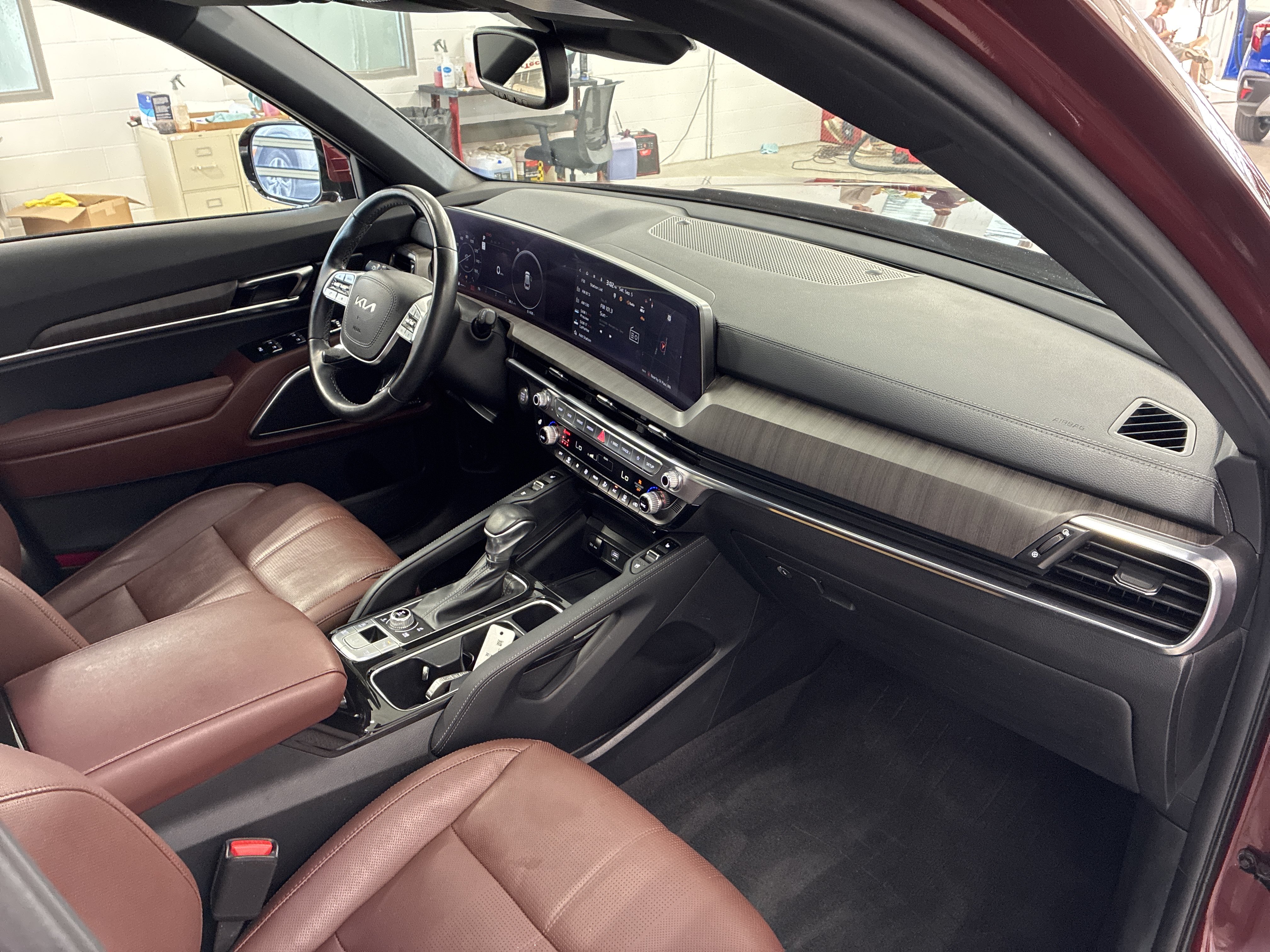 Certified 2023 Kia Telluride SX AWD/4WD image 19
