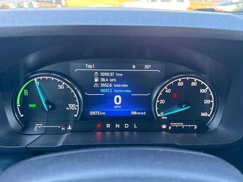 Used 2024 Ford Maverick Lariat image 18