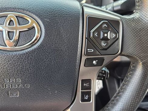 Used 2019 Toyota Tacoma SR5 RWD image 23