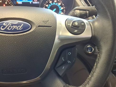 Used 2014 Ford Escape Titanium FWD image 17