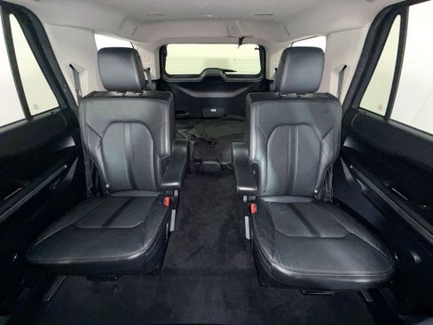 Used 2020 Ford Expedition Platinum AWD/4WD image 25