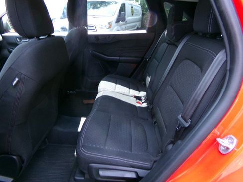 Used 2024 Ford Escape Active AWD/4WD image 15