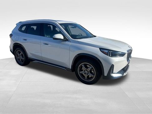 Used 2025 BMW X1 xDrive28i image 7