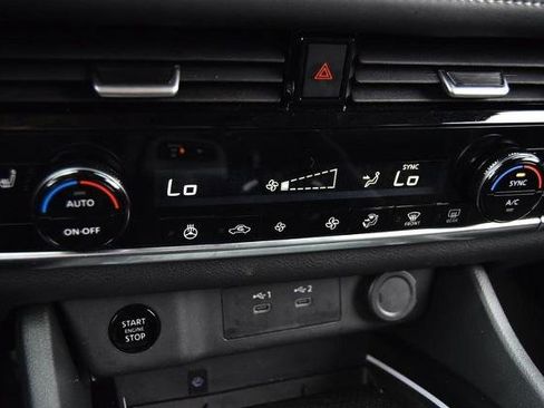 Certified 2024 Nissan Rogue SL image 19