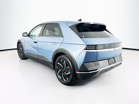 Used 2024 Hyundai Ioniq 5 SEL RWD image 5