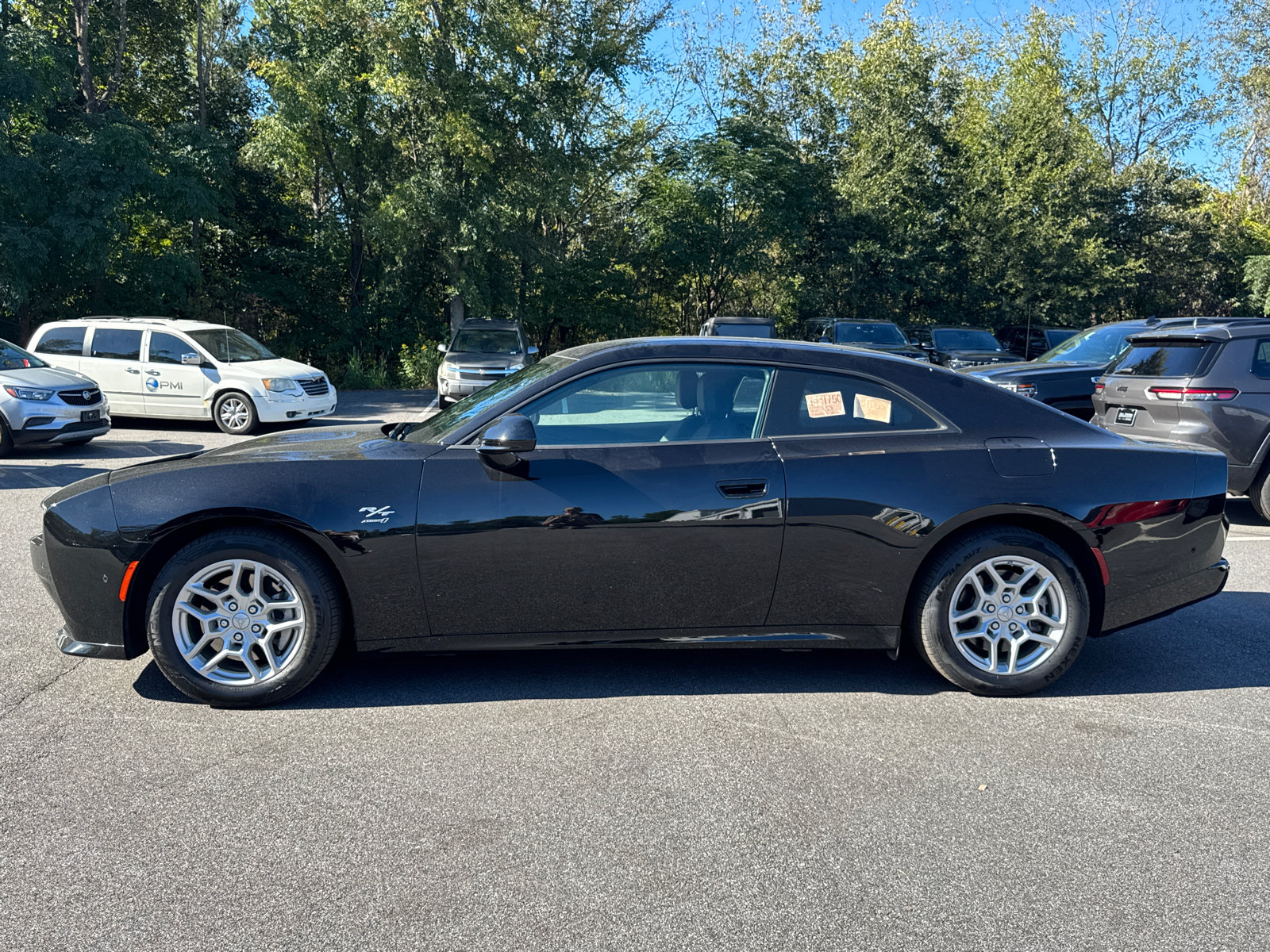 Used 2025 Dodge Charger Daytona R/T w/ Quick Order Package 25M R/T AWD/4WD image 8