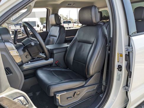 Used 2024 Ford F250 Lariat image 43